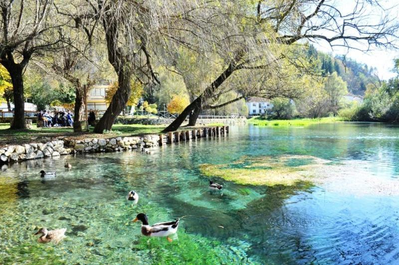 Casa Rosamari - Su Lago Di Posta Fibreno, Appartamento Con Camino Exterior photo
