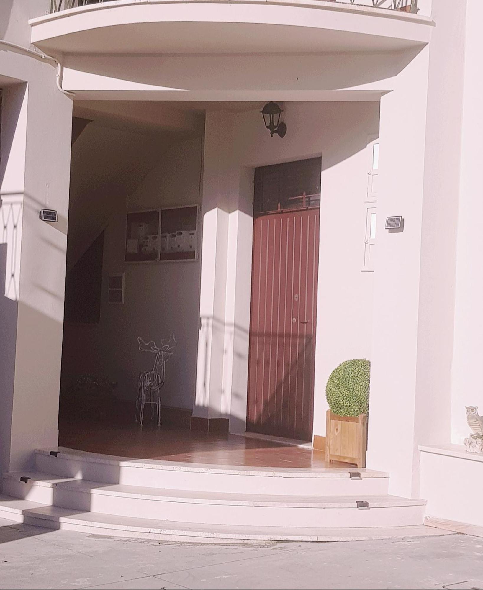 Casa Rosamari - Su Lago Di Posta Fibreno, Appartamento Con Camino Exterior photo